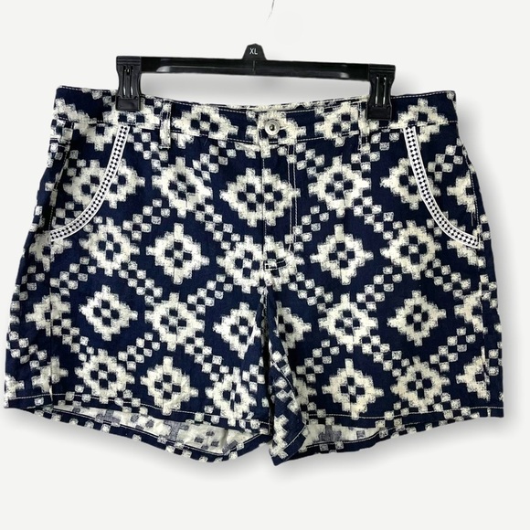 Two by Vince Camuto Linen & Cotton Mid Rise Diamond Print Short - Picture 8 of 13